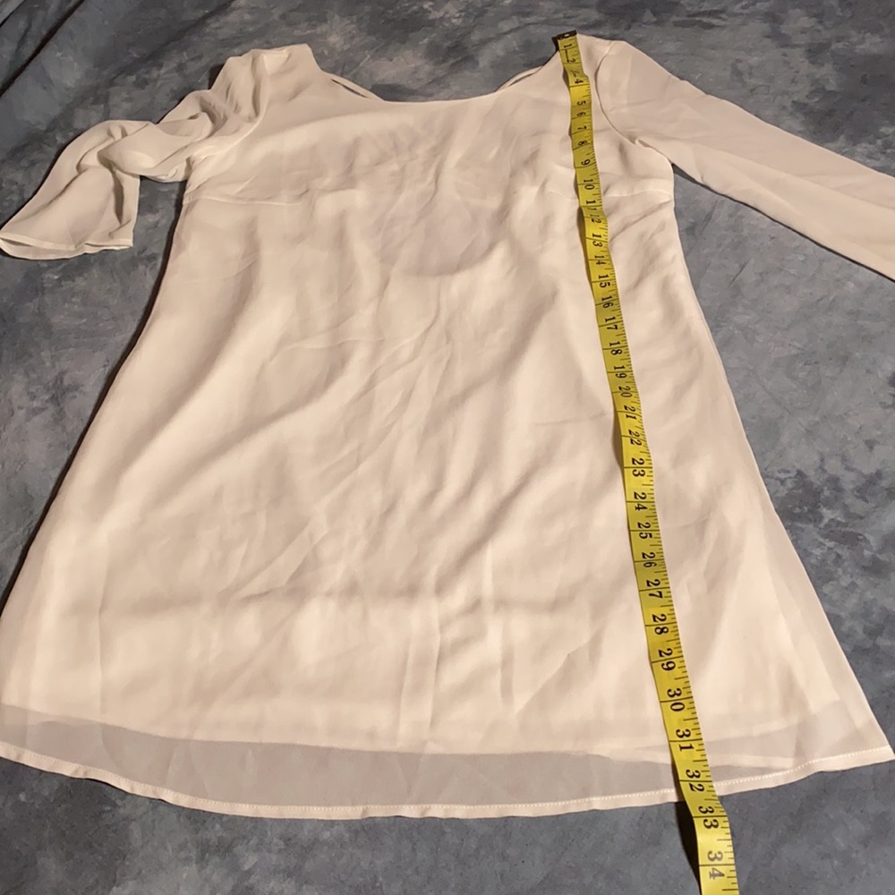 Tobi 3/4 Sleeve Dress / Cute crisscross back - Picture 11 of 16